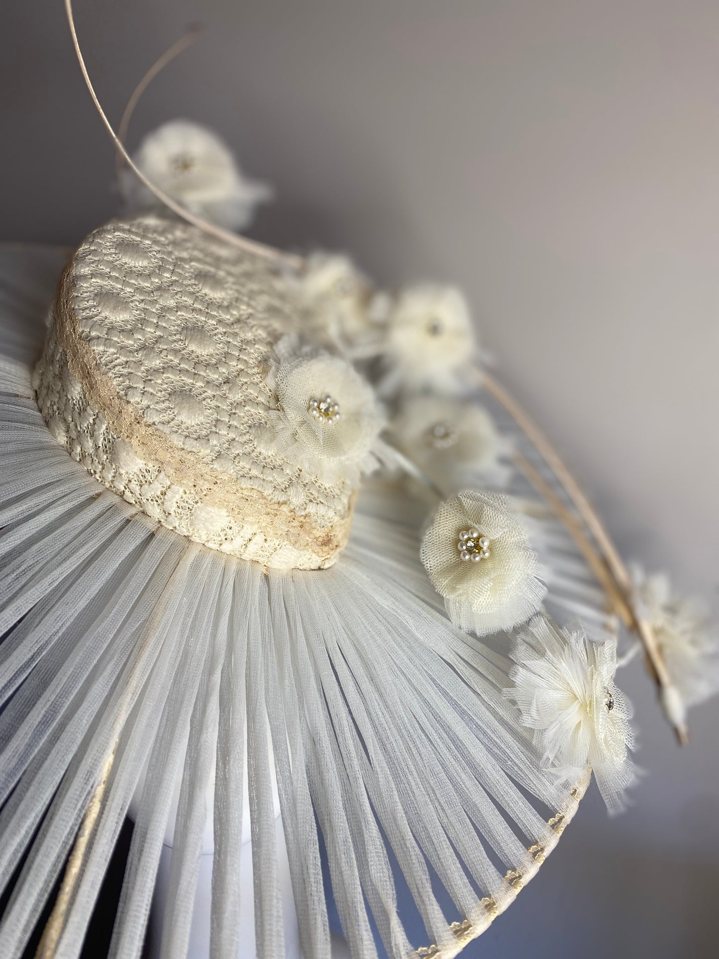 Crème vintage lace hat