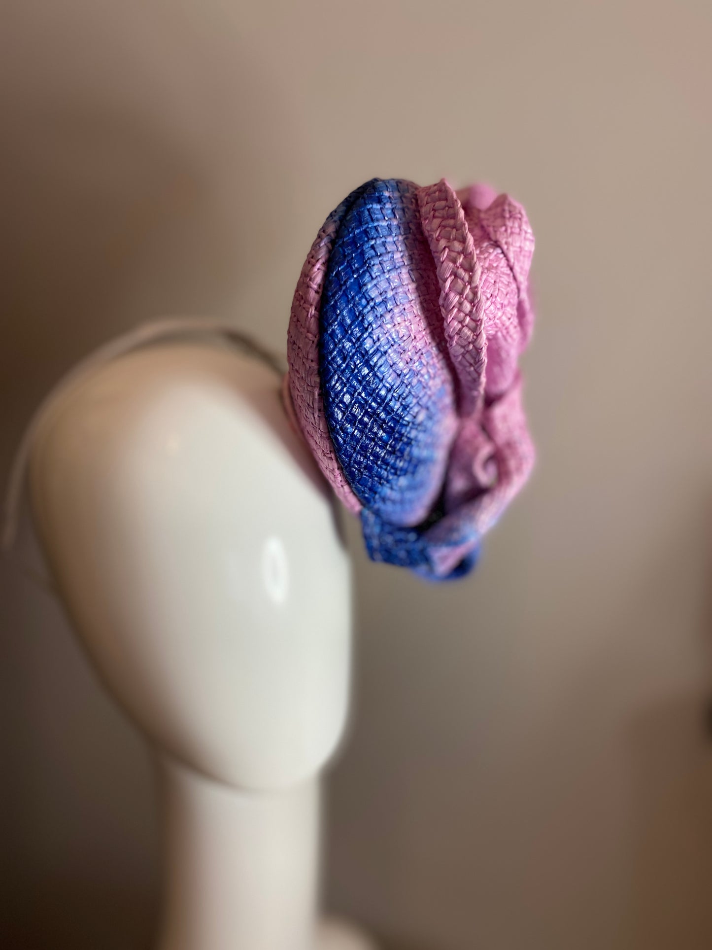 Pink and Blue 3D Percher