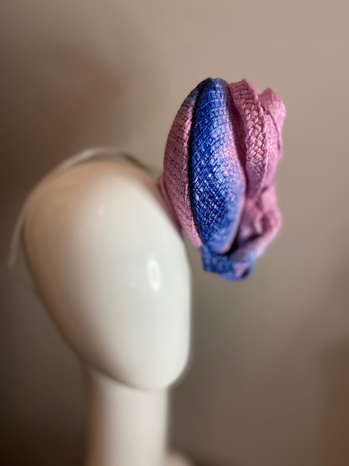 Pink and Blue 3D Percher