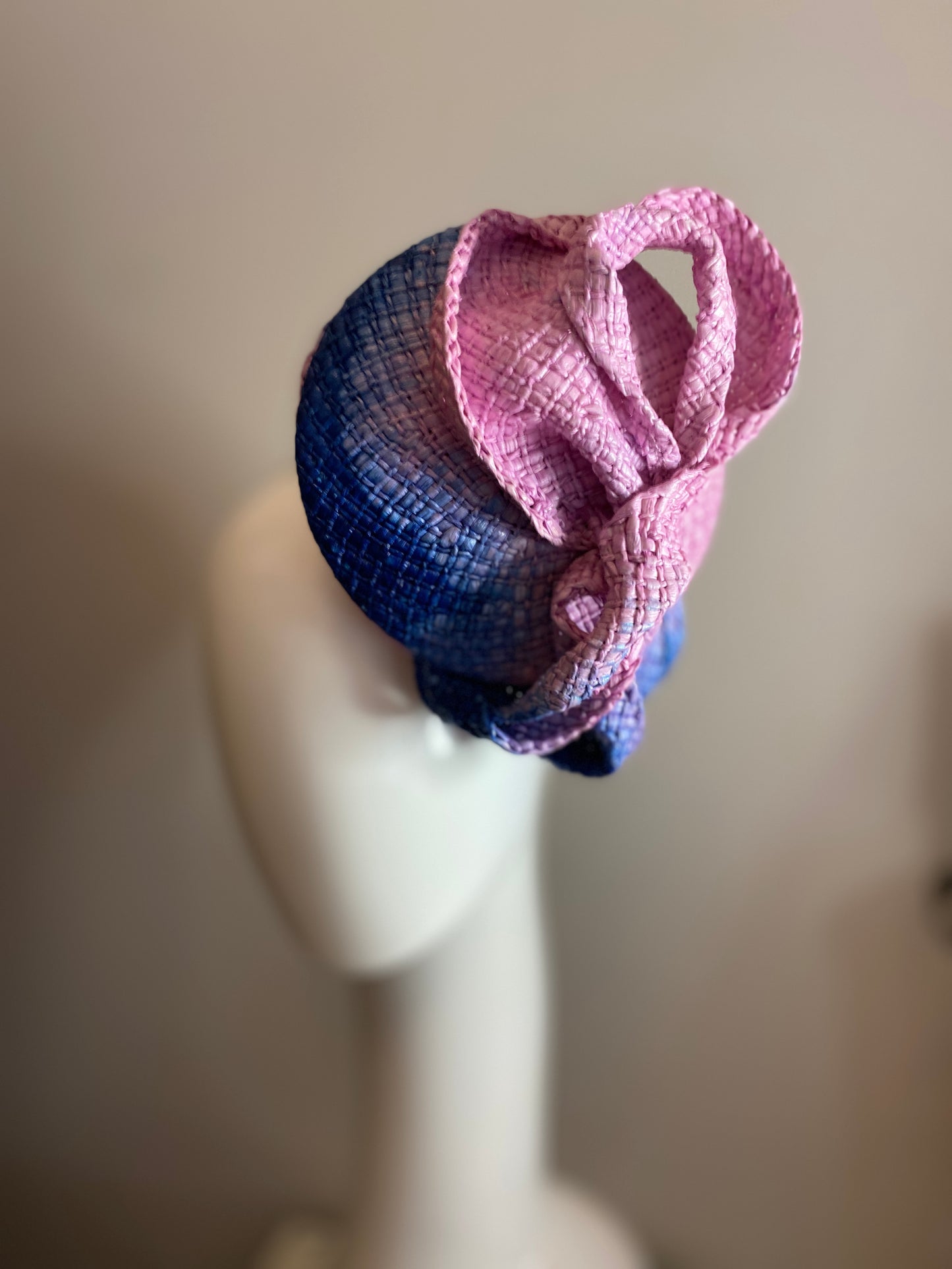 Pink and Blue 3D Percher